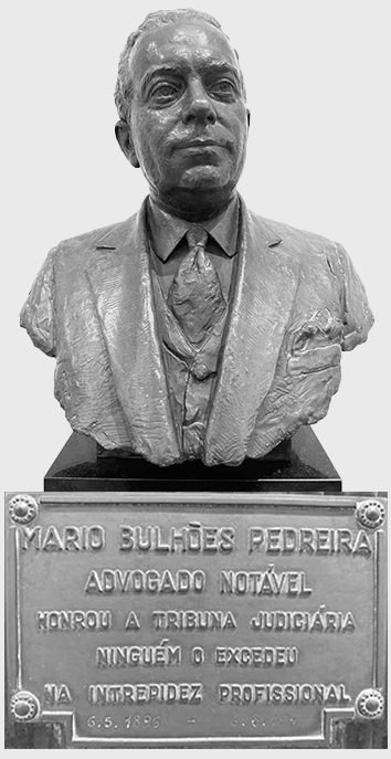 Busto e Placa Mário Bulhões Pedreira